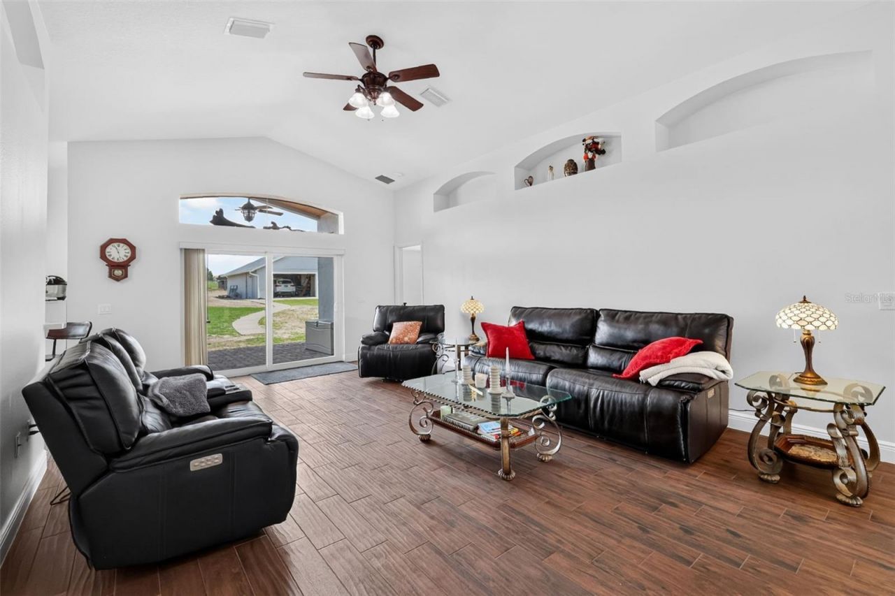 14125 SE 175th Street, Weirsdale, FL 32195 Photo