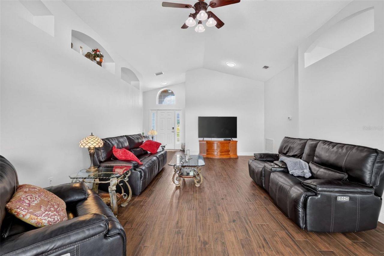14125 SE 175th Street, Weirsdale, FL 32195 Photo