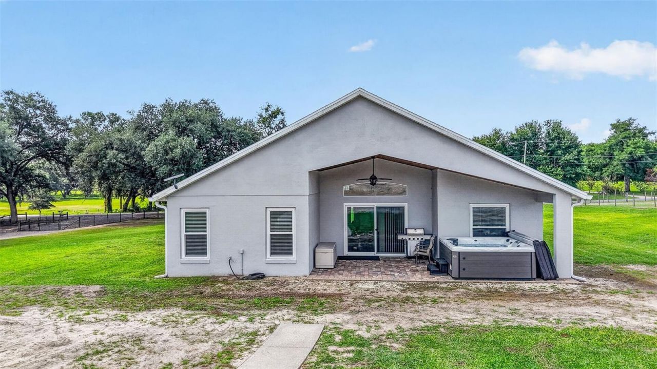 14125 SE 175th Street, Weirsdale, FL 32195 Photo