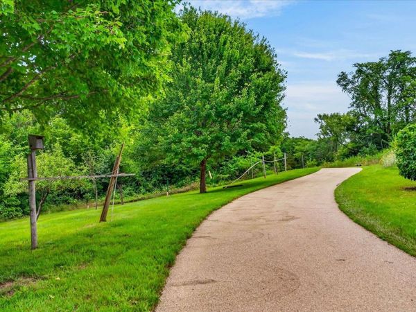4920 Floyd Road, Dodgeville, WI 53533