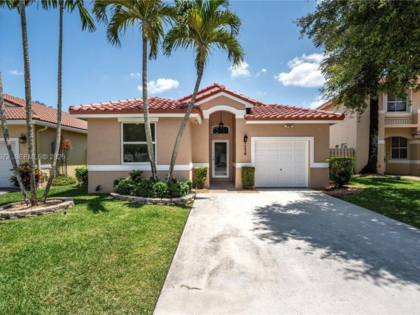 15130 SW 49th CT , Unit 15130, Davie, FL 33331