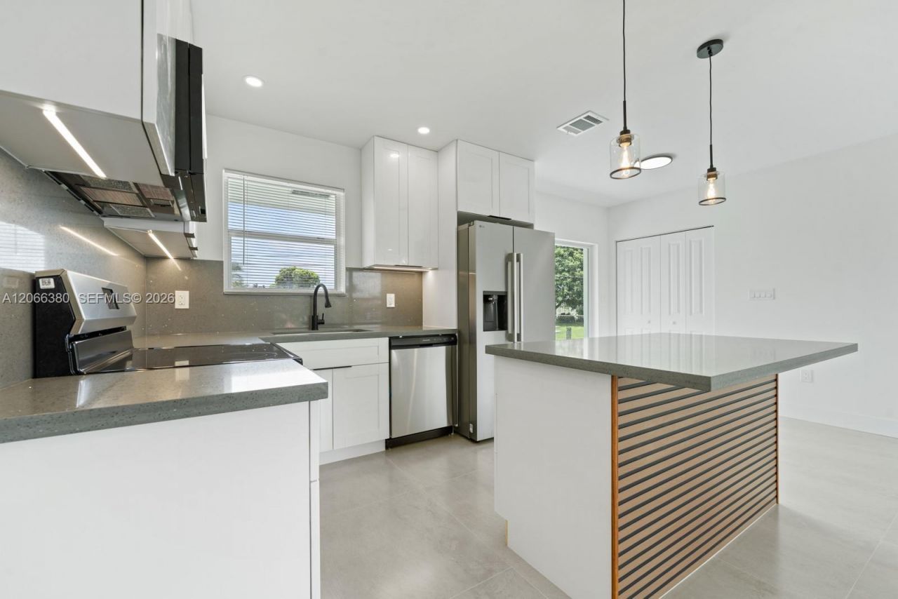 1500 NW 11th St, Homestead, FL 33030 Photo