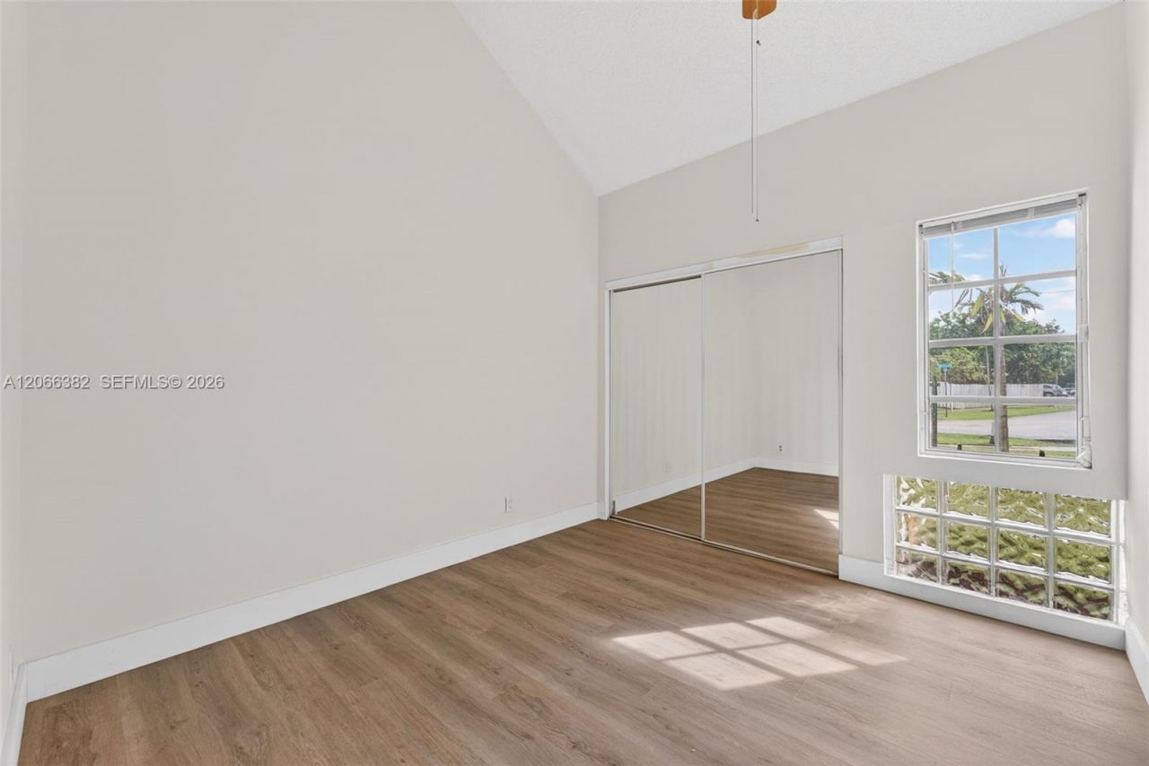 2710 Azalea Ave, Miramar, FL 33025 Photo