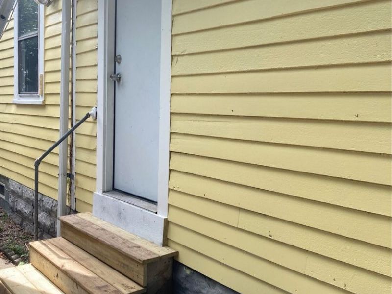 852 Starkweather, Cleveland, OH 44113 Photo 4