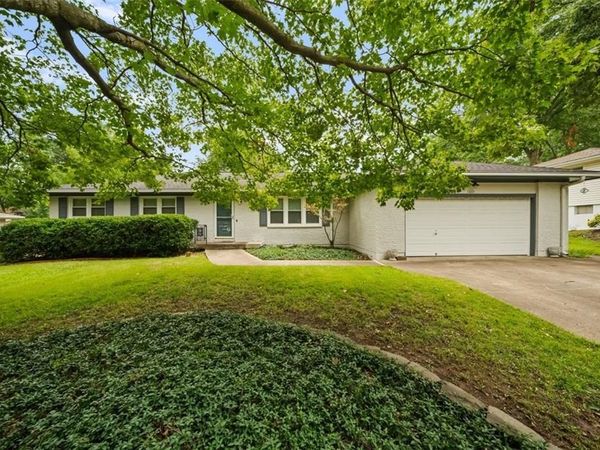 1601 NE 77th Street, Kansas City, MO 64118