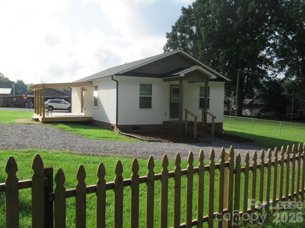 251B S B Avenue , Maiden, NC 28650
