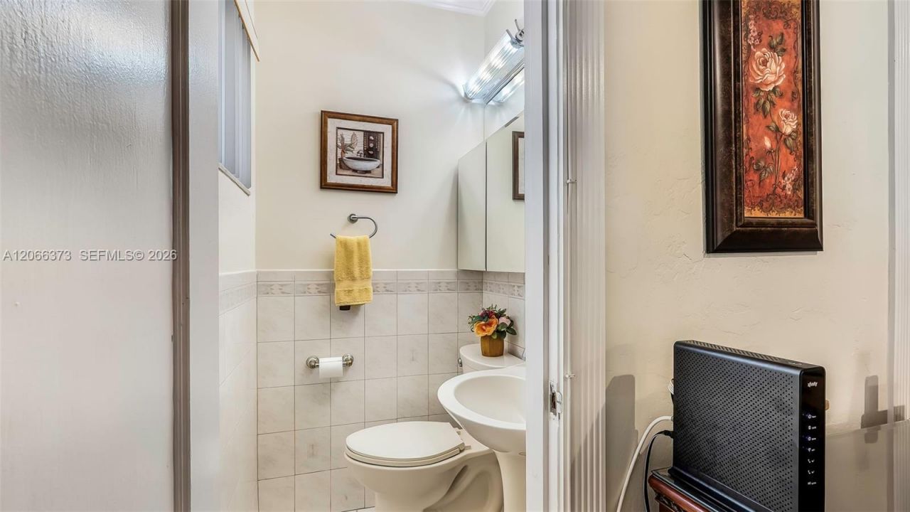 154 W 59th St, Hialeah, FL 33012 Photo