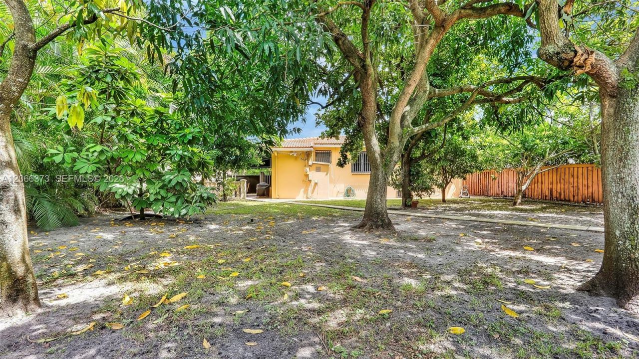 154 W 59th St, Hialeah, FL 33012 Photo