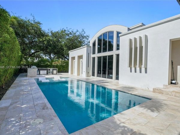 16203 NW 82nd Pl , Miami Lakes, FL 33016