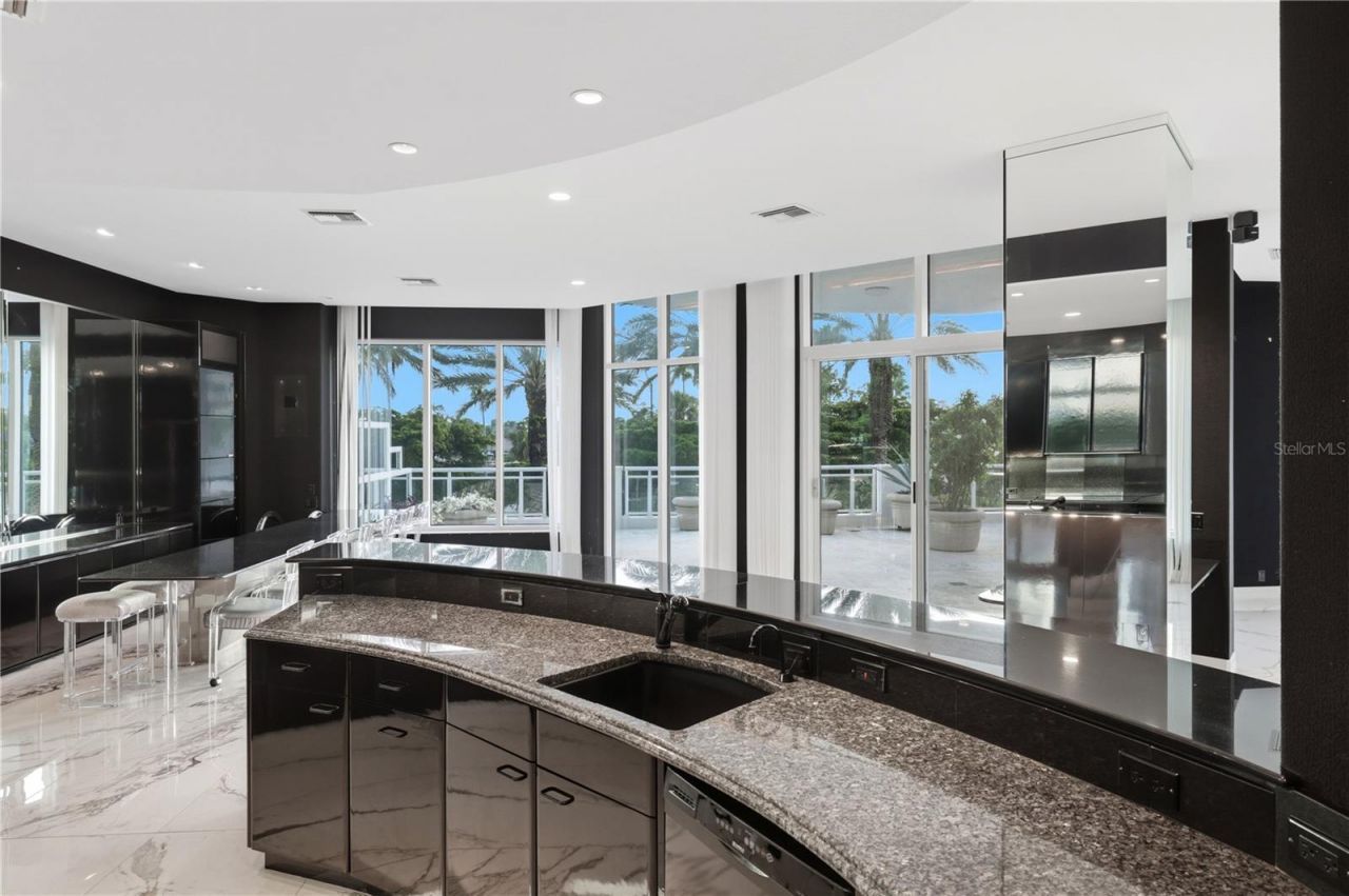 340 S Palm Avenue, Unit PL1, Sarasota, FL 34236 Photo