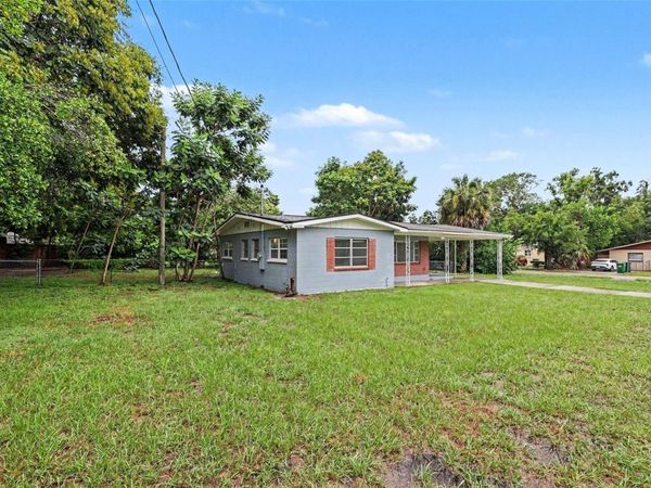 8101 N 17TH STREET , TAMPA, FL 33604