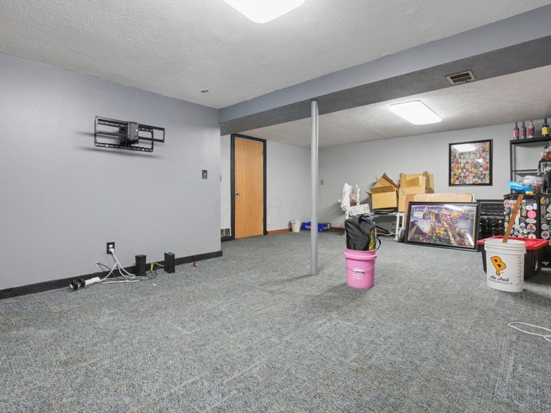 3841 Frazier Road W, Columbus, OH 43207 Photo 17
