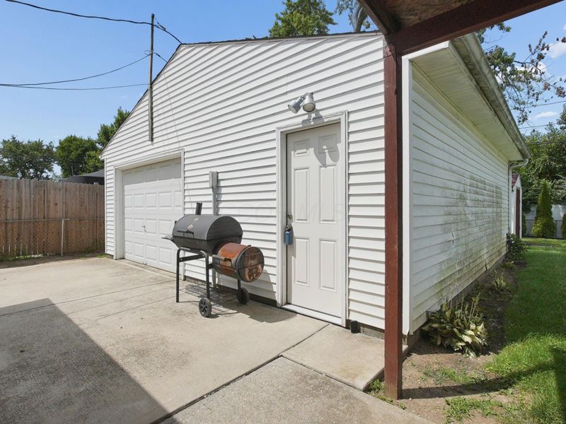 3841 Frazier Road W, Columbus, OH 43207 Photo 20