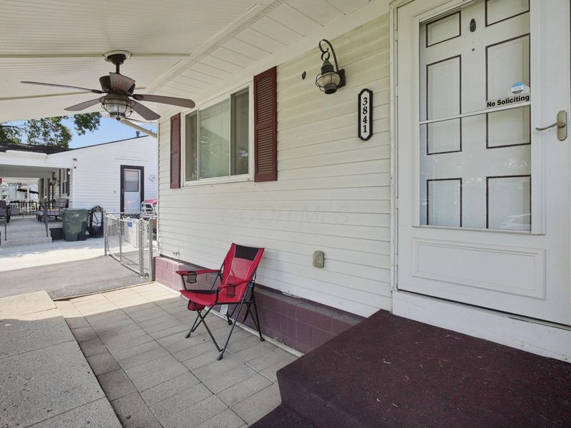 3841 Frazier Road W, Columbus, OH 43207 Photo 4