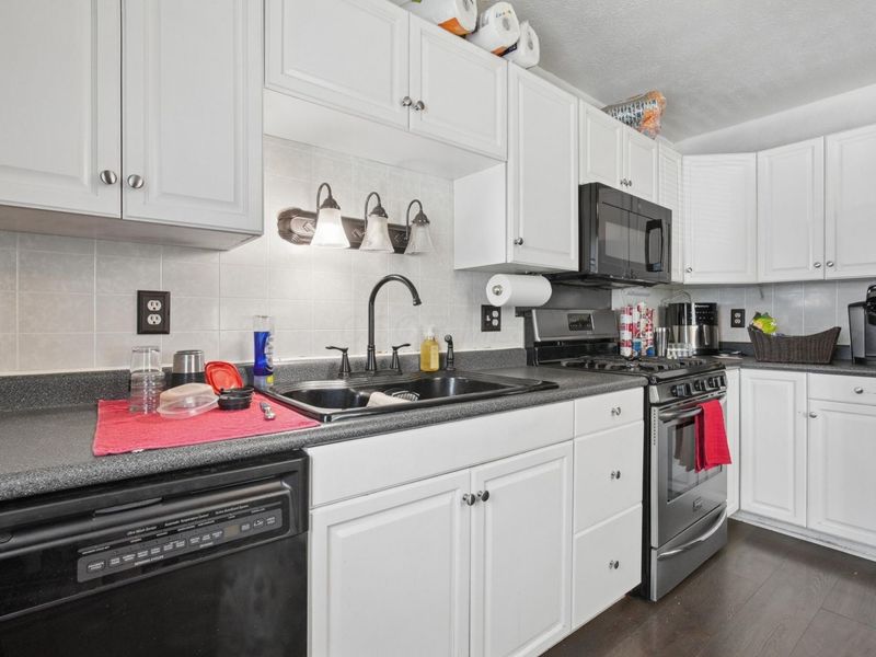 3841 Frazier Road W, Columbus, OH 43207 Photo 9