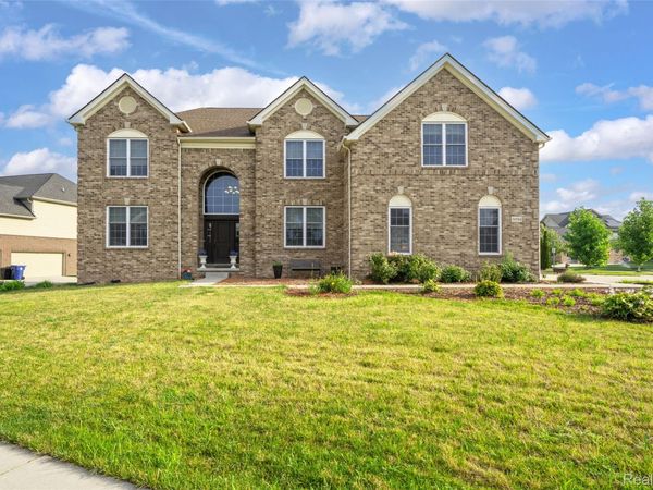 50584 Telluride , Canton Township, Mi 48187