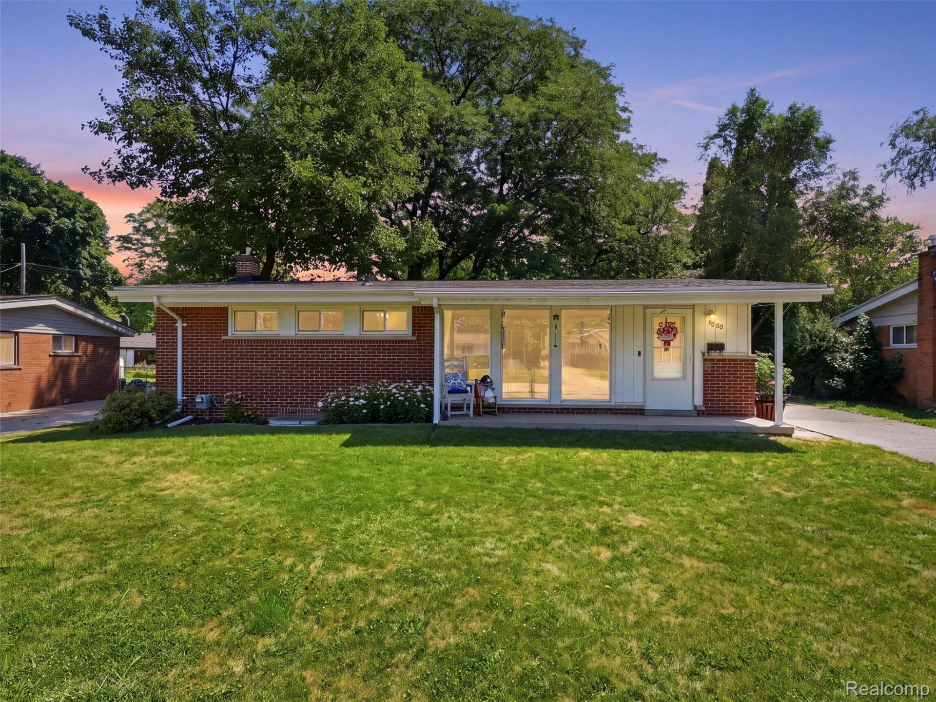 8980 Melrose Street, Livonia, Mi 48150 Main Photo