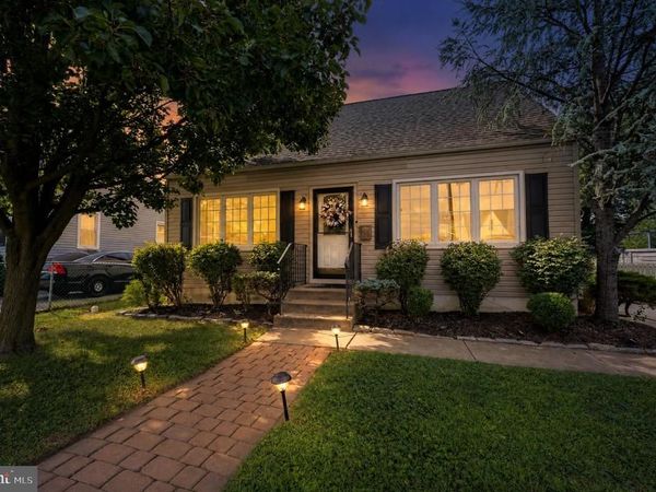 126 E LAFAYETTE AVENUE, MAGNOLIA, NJ 08049