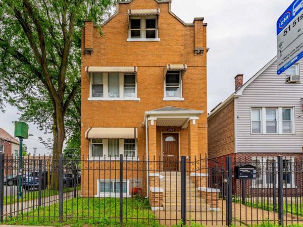 2101 W 51st Street W, Unit 1, Chicago, IL 60609