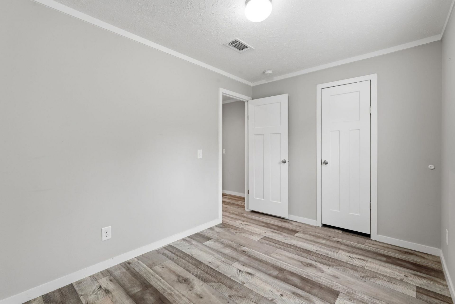 5217 Hwy 712 Photo 10