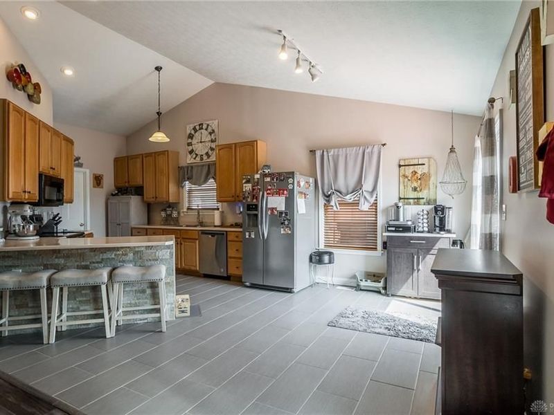 165 Hampton Place, Troy, OH 45373 Photo 11