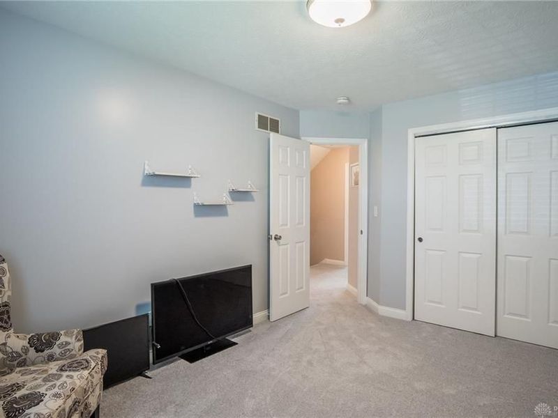 165 Hampton Place, Troy, OH 45373 Photo 18