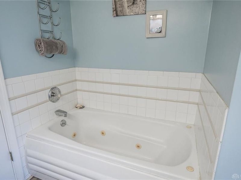 165 Hampton Place, Troy, OH 45373 Photo 27
