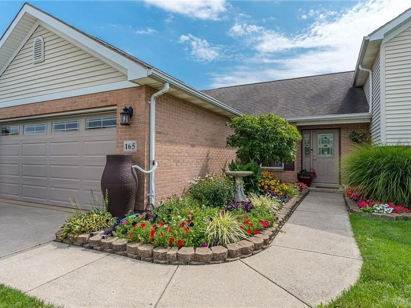 165 Hampton Place, Troy, OH 45373 Photo 3