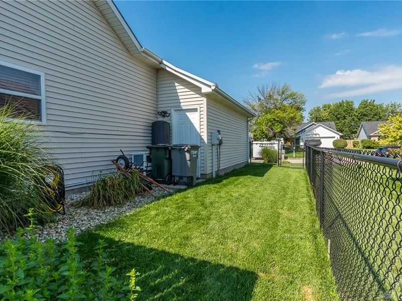 165 Hampton Place, Troy, OH 45373 Photo 39
