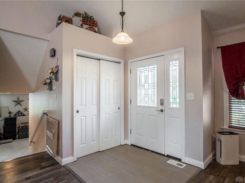 165 Hampton Place, Troy, OH 45373 Photo 7