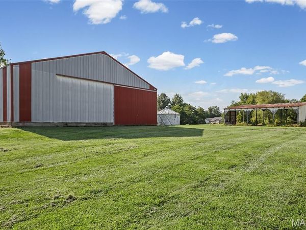 1458 Troy O'Fallon Road, Troy, IL 62294