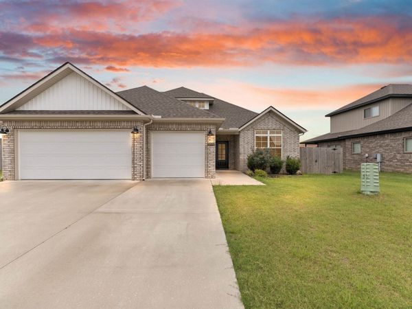 1161 Flat Rock Street , Centerton, AR 72713