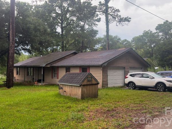 732 Sunset Lakes Boulevard SW, Sunset Beach, NC 28468