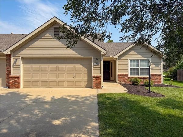 4006 Mistletoe Court, Lawrence, KS 66047