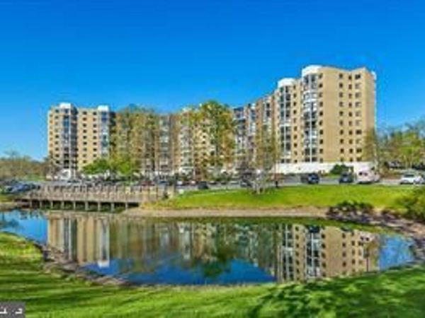 15101 INTERLACHEN DRIVE, Unit 1-1002, SILVER SPRING, MD 20906