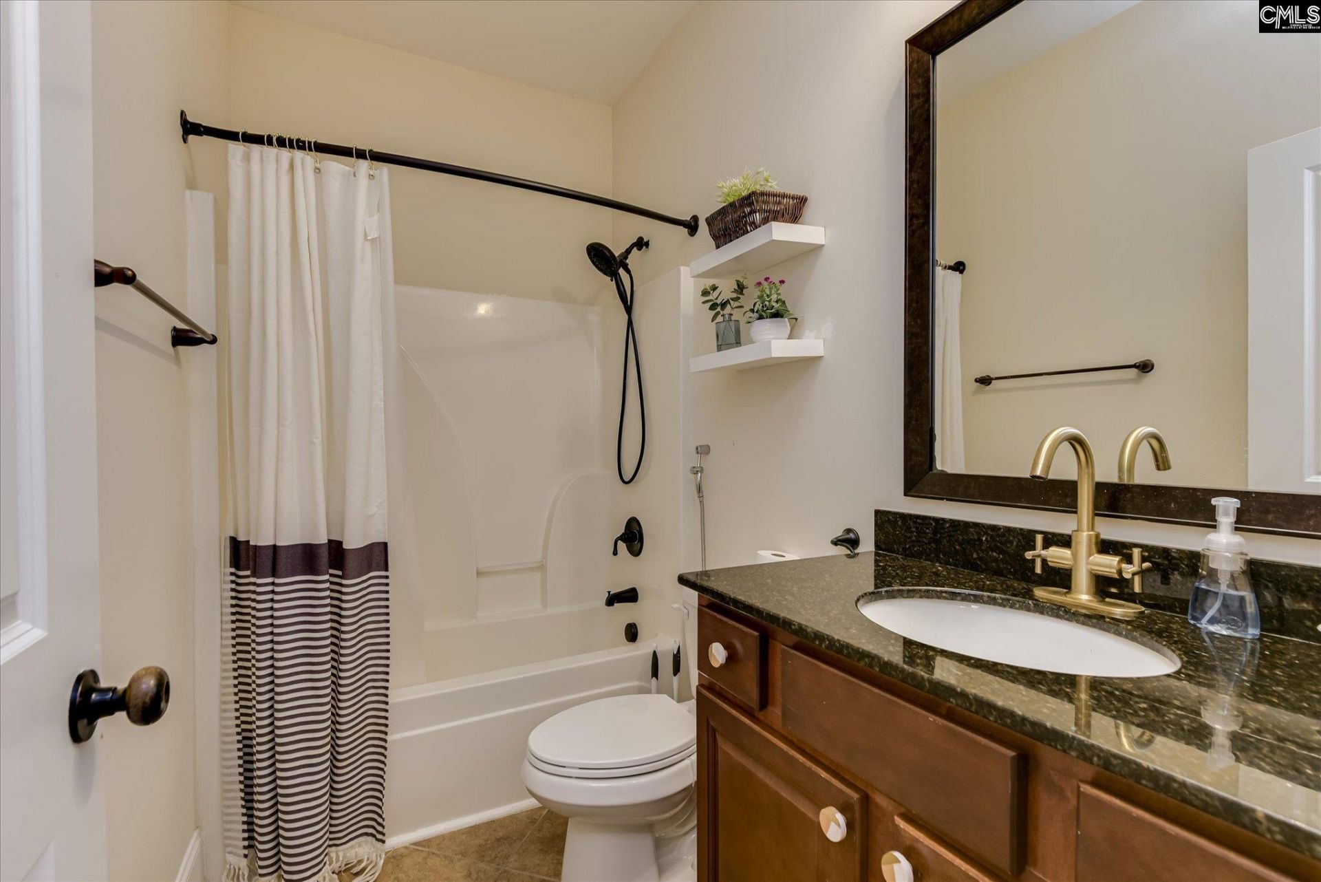 214 Pegonia Lane Photo 24