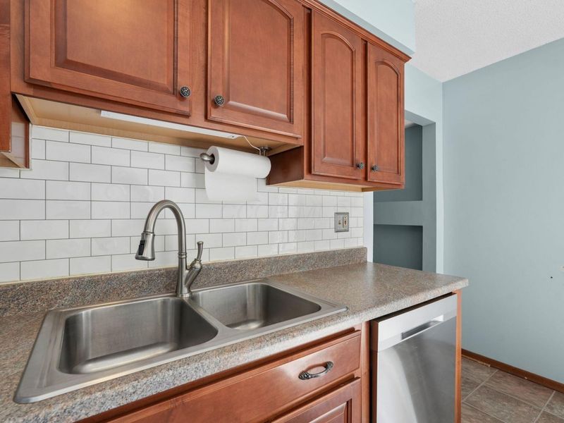 1740 Ringfield Drive, Galloway, OH 43119 Photo 13