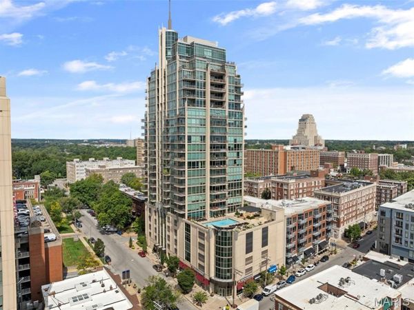 4909 Laclede Avenue, Unit 1205, St Louis, MO 63108