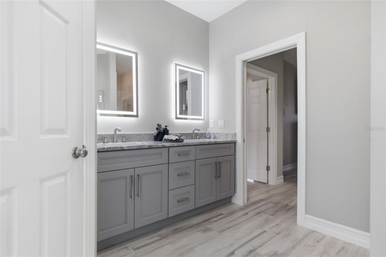 219 NW 12th Lane, Cape Coral, FL 33993 Photo