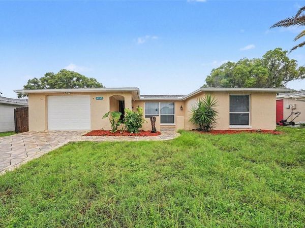 9135 HUNT CLUB LANE , PORT RICHEY, FL 34668