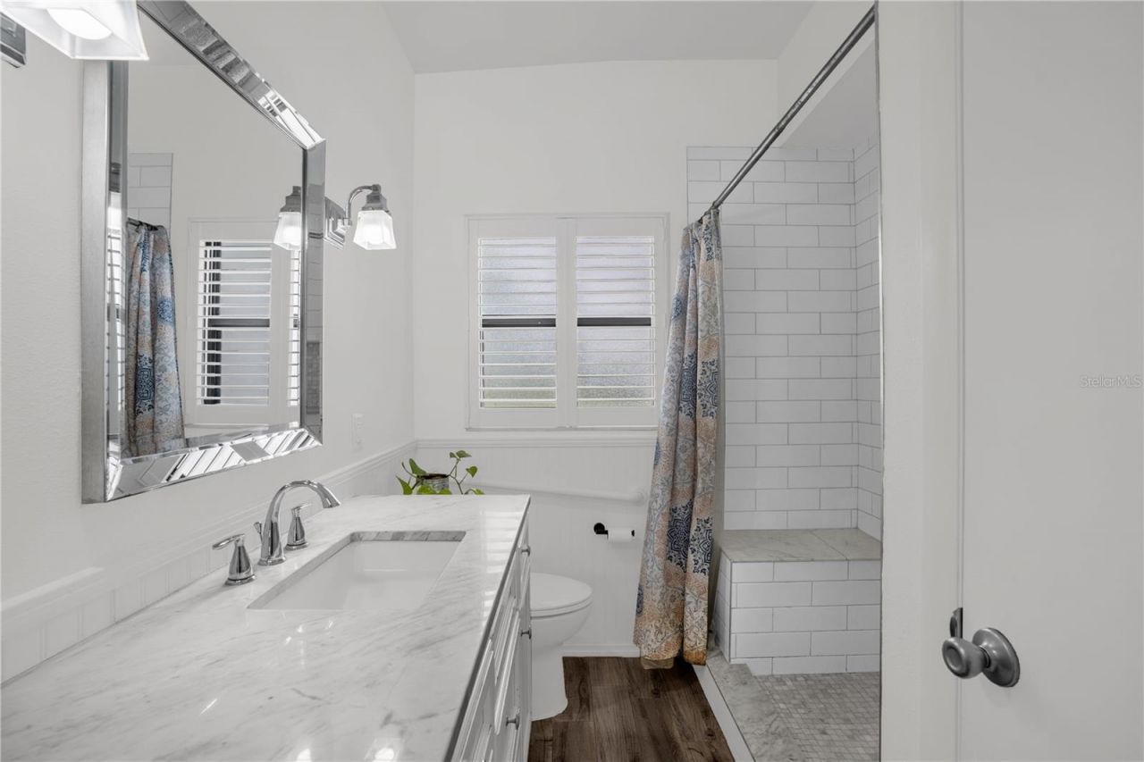 125 E Lauren Court, Fern Park, FL 32730 Photo