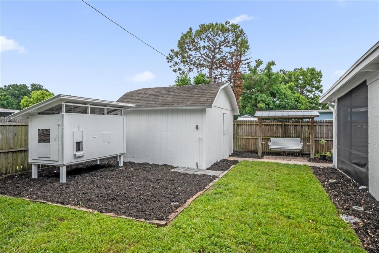 125 E Lauren Court, Fern Park, FL 32730 Photo