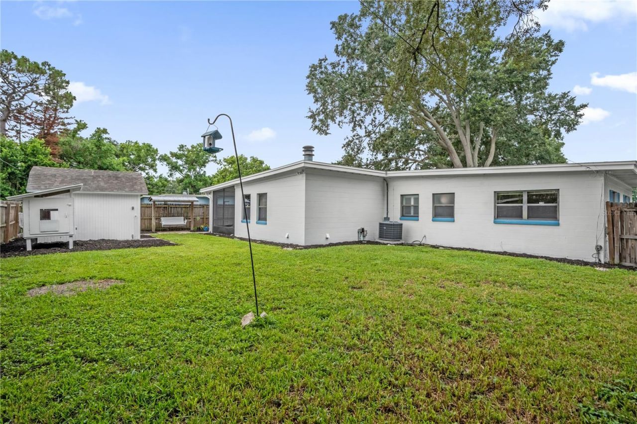 125 E Lauren Court, Fern Park, FL 32730 Photo