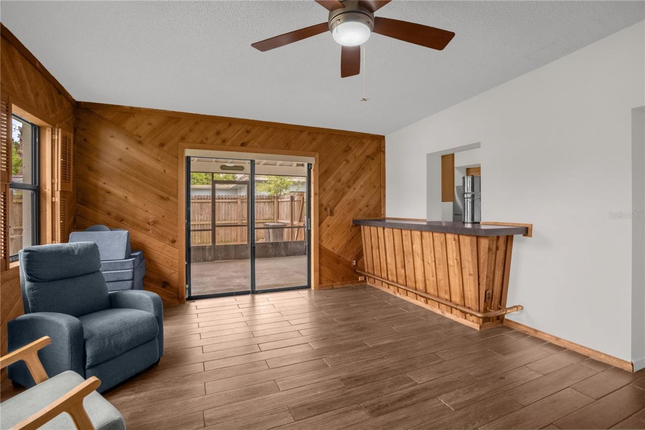 125 E Lauren Court, Fern Park, FL 32730 Photo