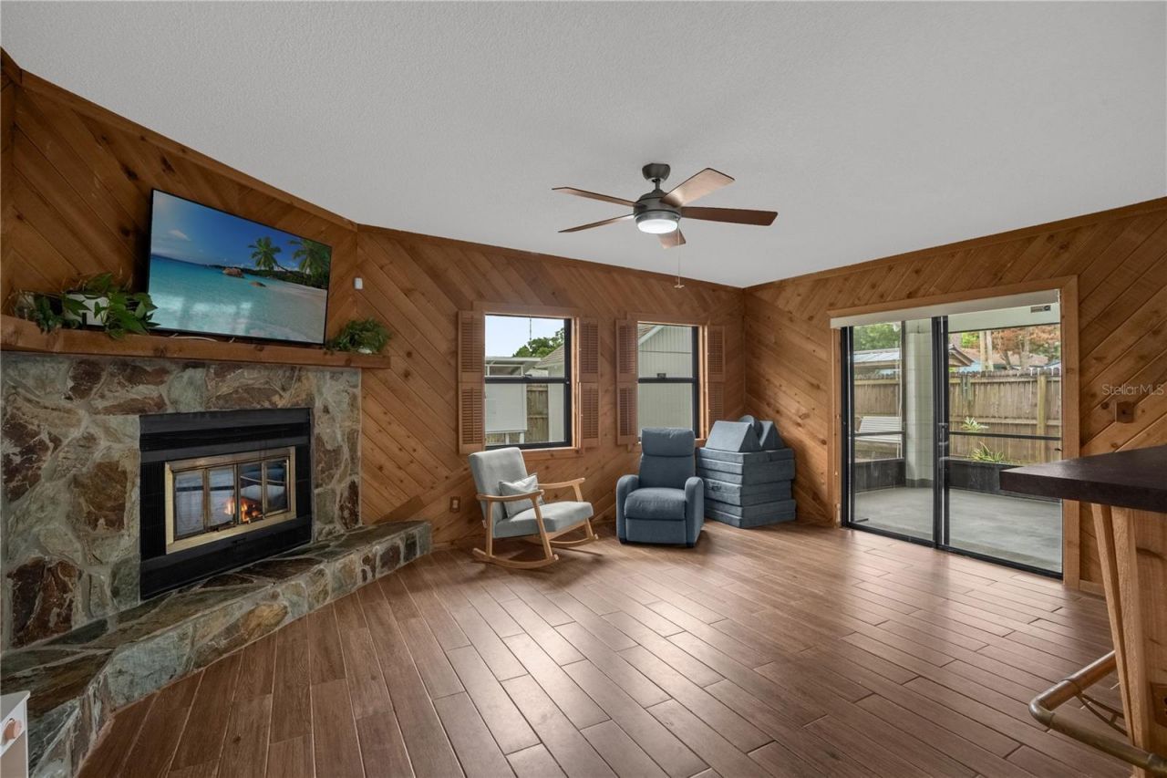 125 E Lauren Court, Fern Park, FL 32730 Photo