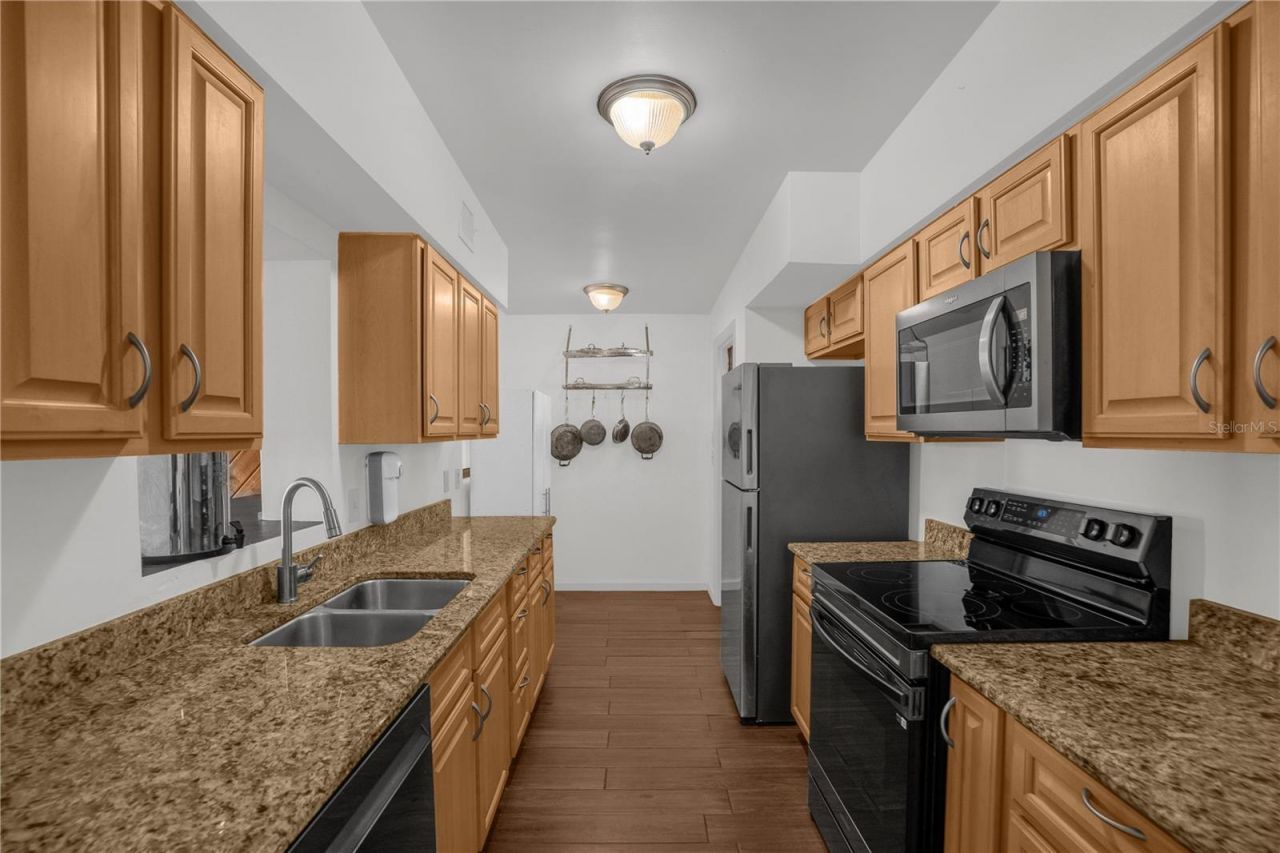125 E Lauren Court, Fern Park, FL 32730 Photo