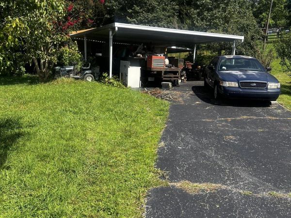 171 Cumberland Rd, Harrogate, TN 37752