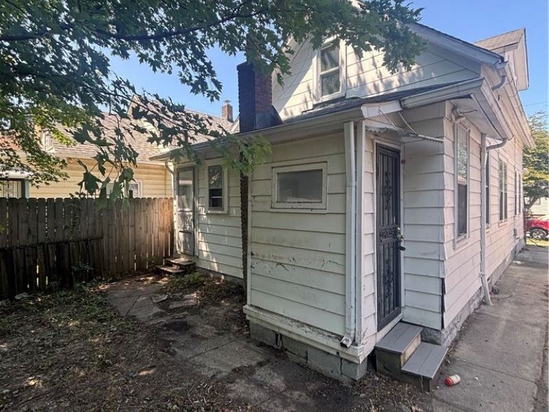 3423 Storer Avenue, Cleveland, OH 44109 Photo 2