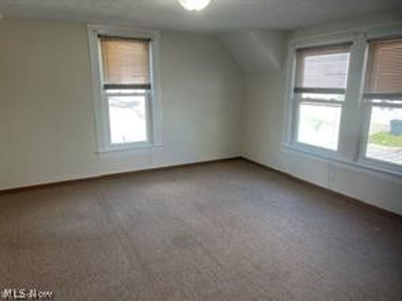 104 S Sugar Street, Saint Clairsville, OH 43950 Photo 16
