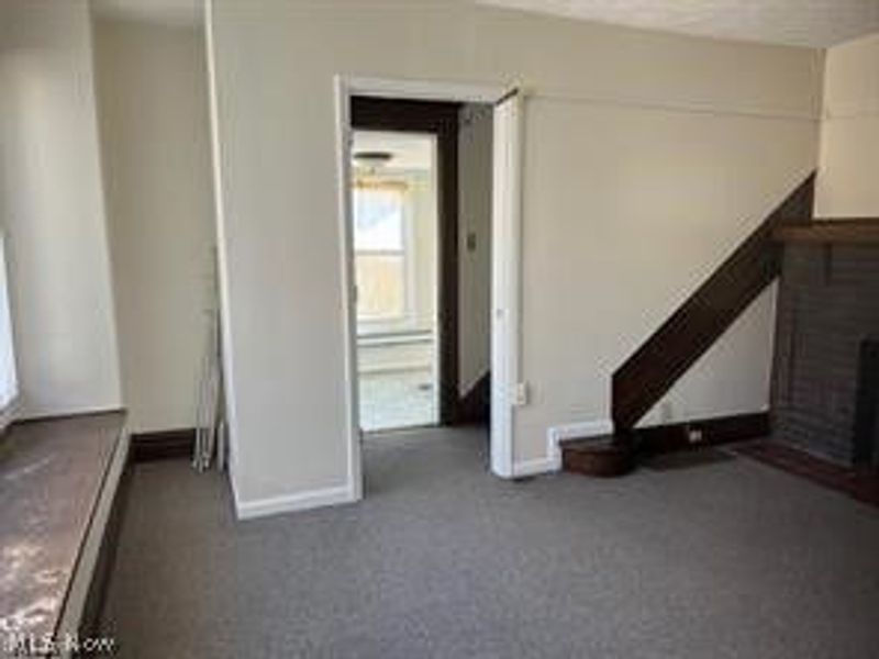 104 S Sugar Street, Saint Clairsville, OH 43950 Photo 4